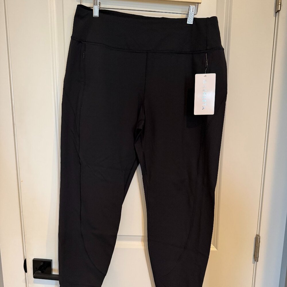 NWT Athleta "Distance Joggers" - Size Large
